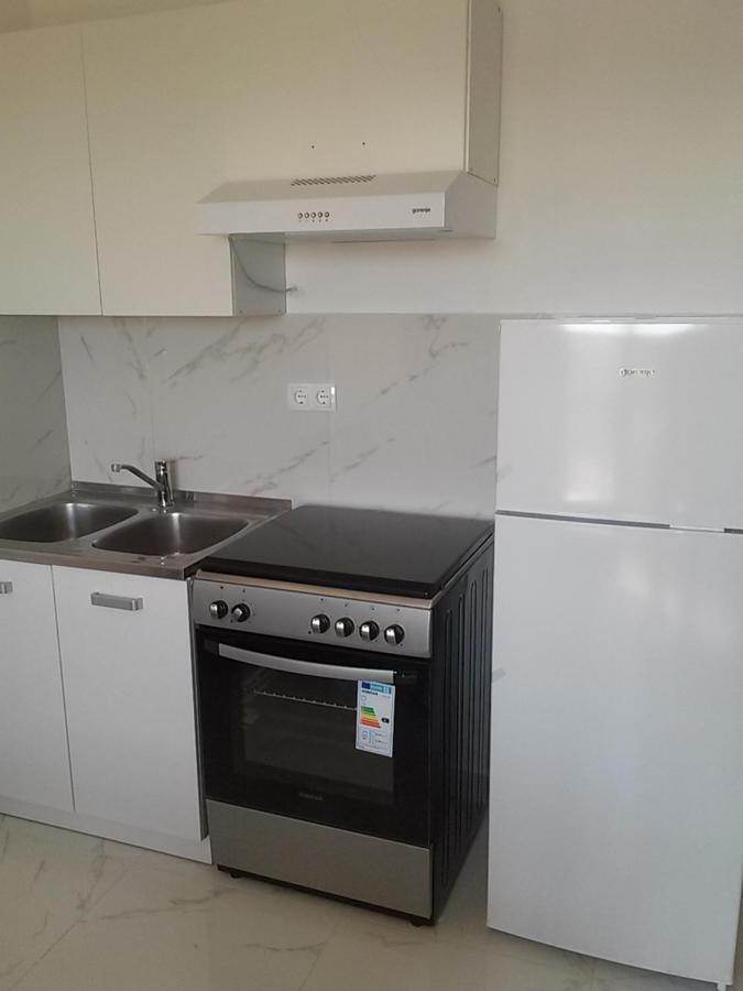 Apartmani Nikola Biograd Na Moru Exteriör bild