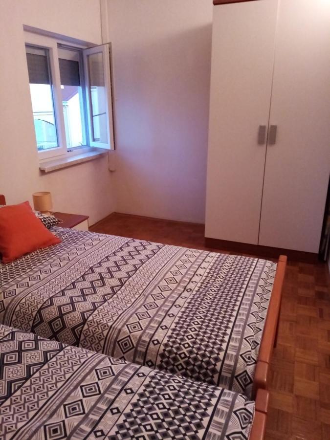 Apartmani Nikola Biograd Na Moru Exteriör bild