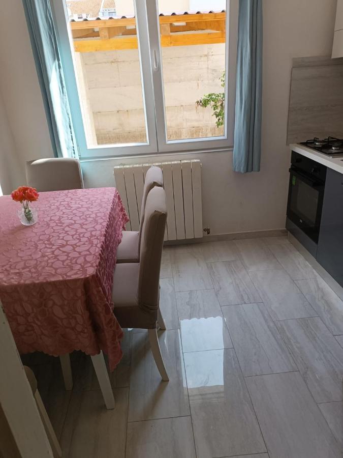 Apartmani Nikola Biograd Na Moru Exteriör bild