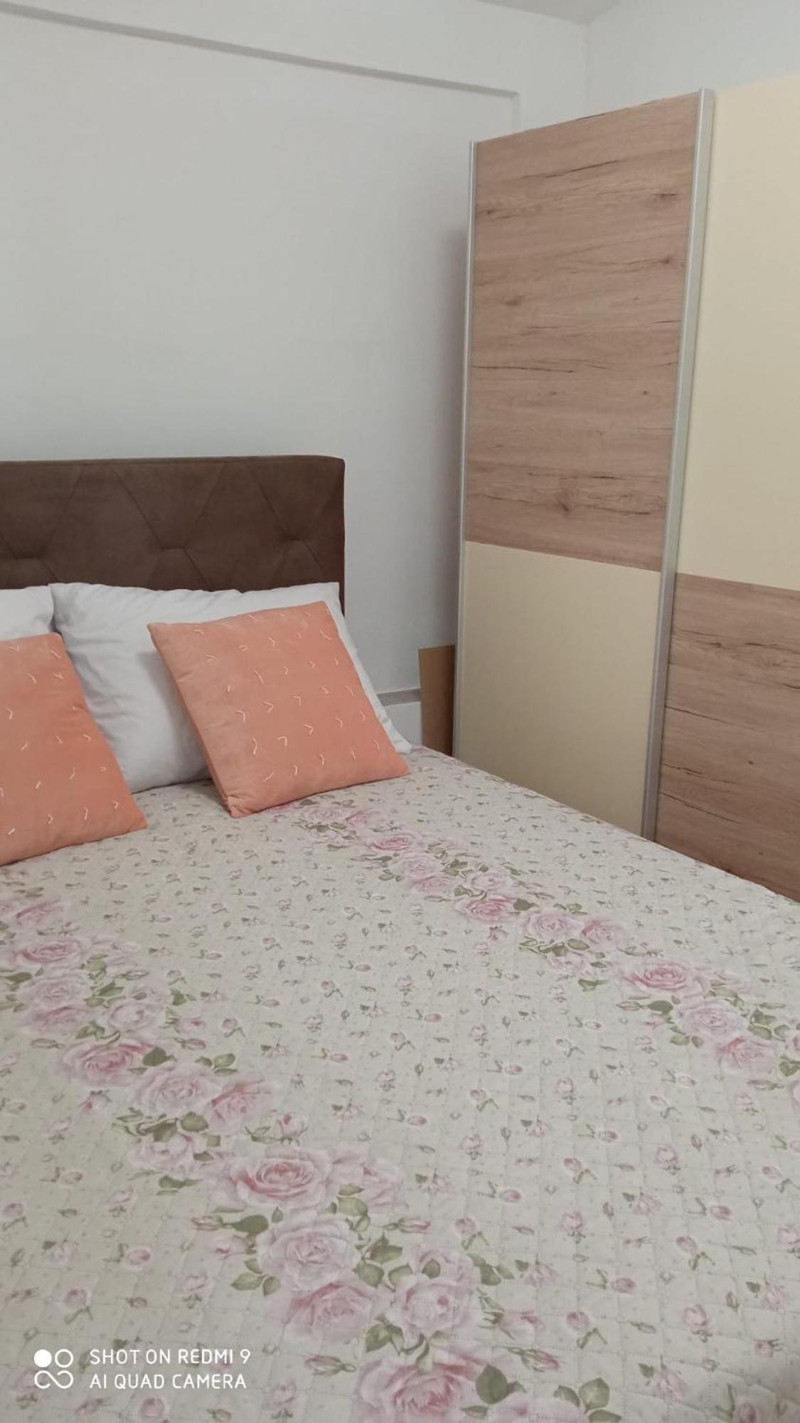 Apartmani Nikola Biograd Na Moru Exteriör bild