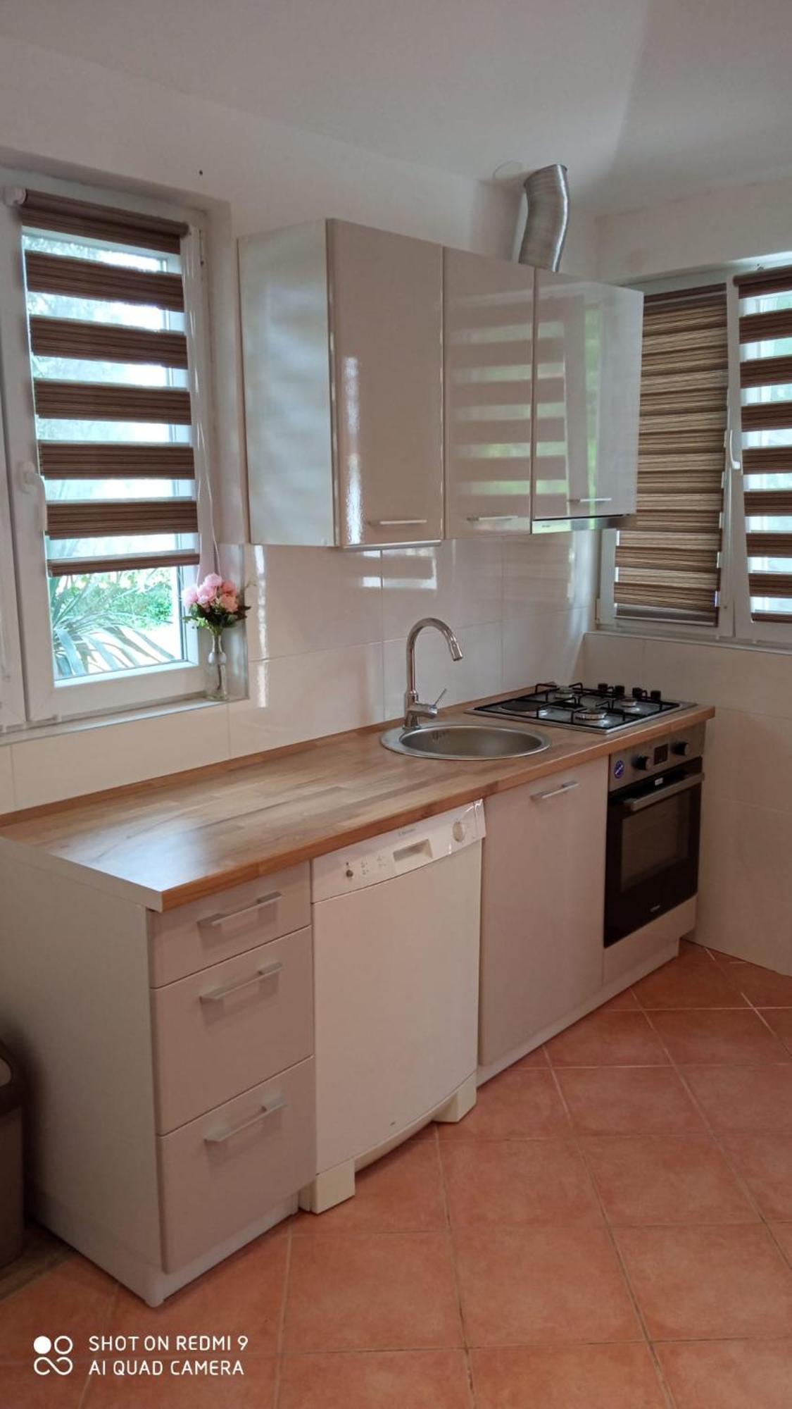 Apartmani Nikola Biograd Na Moru Exteriör bild